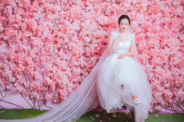 M精致婚纱摄影机构小清新案例