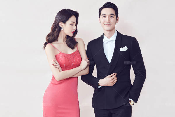 杨氏婚纱摄影主题拍摄案例