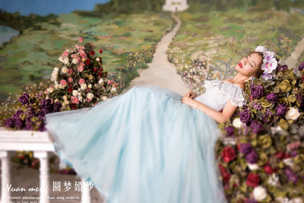 圆梦婚纱摄影小清新案例