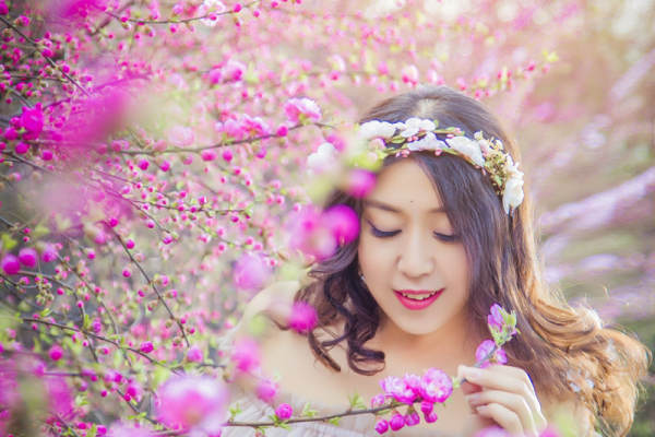 爱丽丝精品婚纱概念馆小清新案例