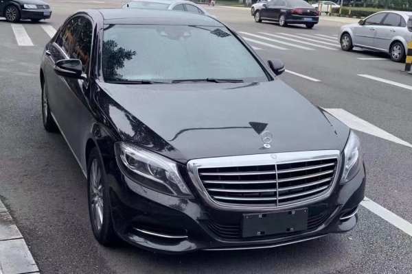 奔驰S级车队