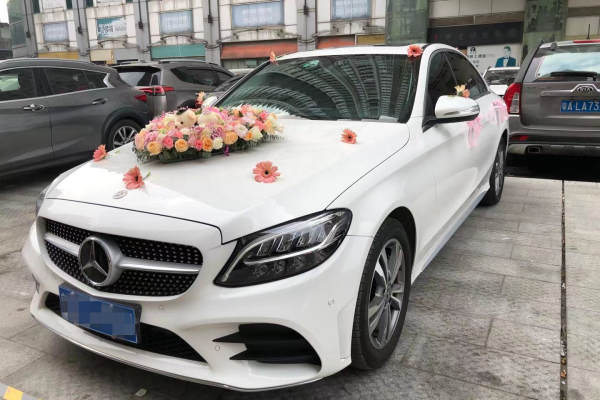 奔驰C级+丰田凯美瑞车队