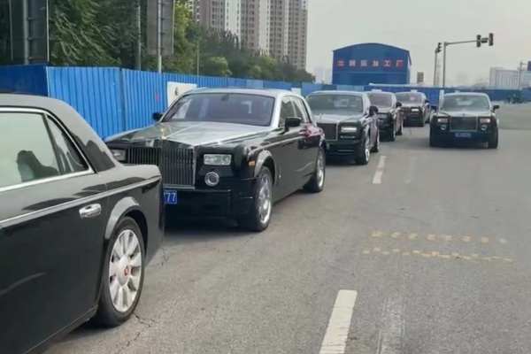 红旗L5+红旗H9车队