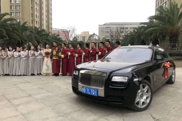 劳斯莱斯古思特车队