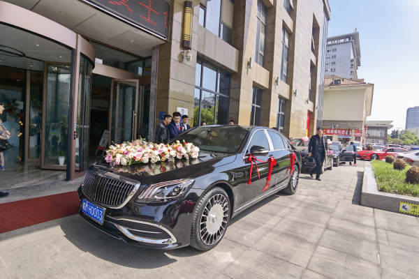 奔驰S级车队