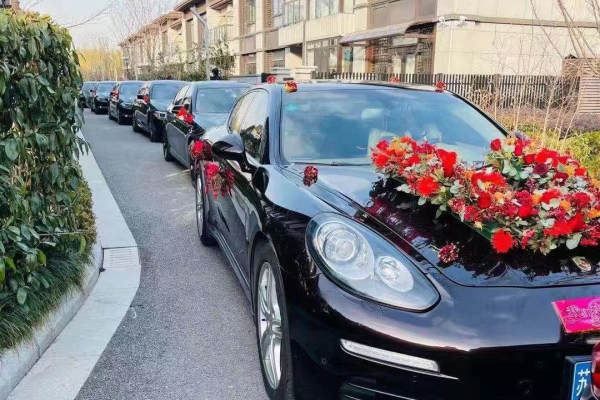 保时捷帕拉梅拉+奥迪A6L车队