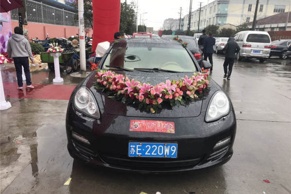 保时捷帕拉梅拉车队