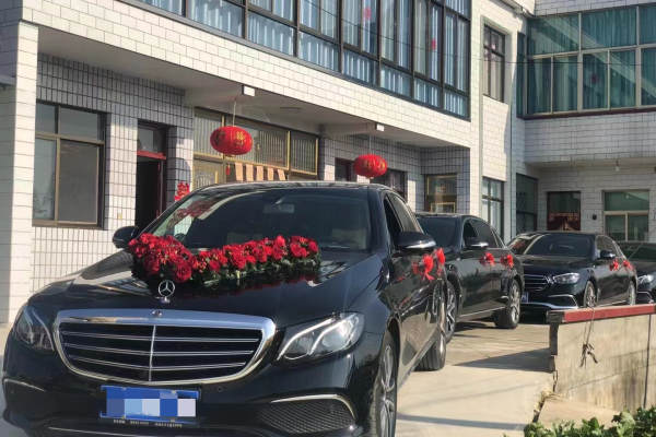 奔驰E级+奔驰E级车队