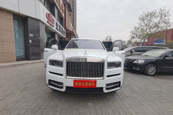 劳斯莱斯库里南车队
