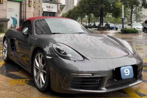 保时捷718Cayman车队