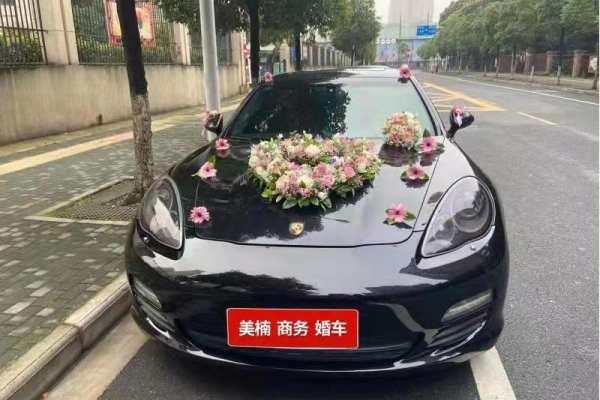 保时捷帕拉梅拉+宝马5系车队