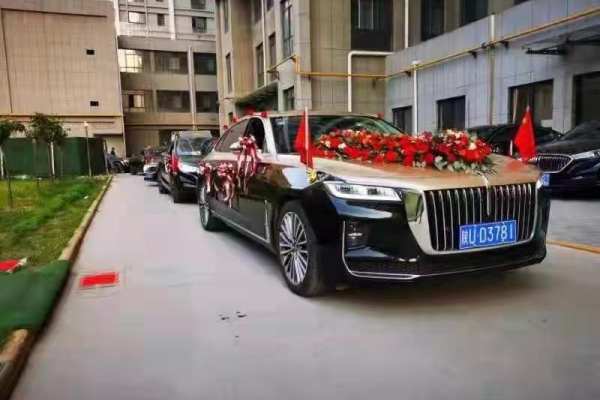 红旗H9红旗+奥迪A6L车队