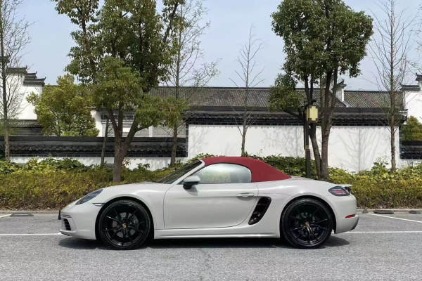 保时捷718车队