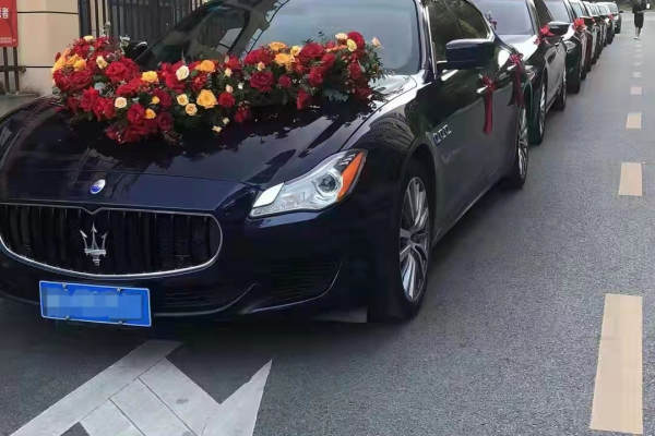 玛莎拉蒂总裁+奥迪A6L车队