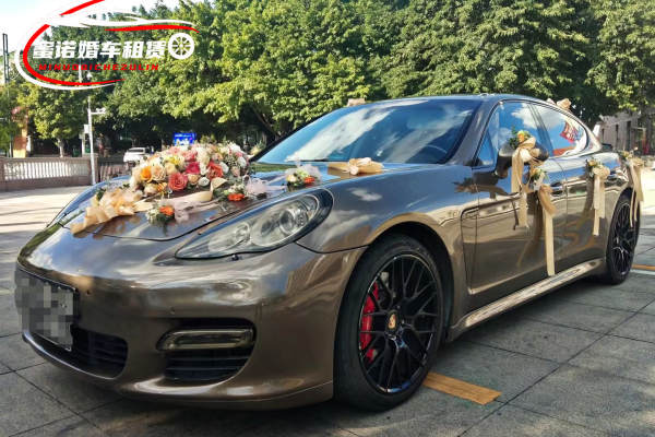 保时捷帕拉梅拉车队