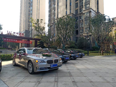 奥迪A6L+奥迪A6L车队