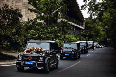 奔驰G系+牧马人jeep车队
