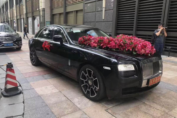 劳斯莱斯古思特车队