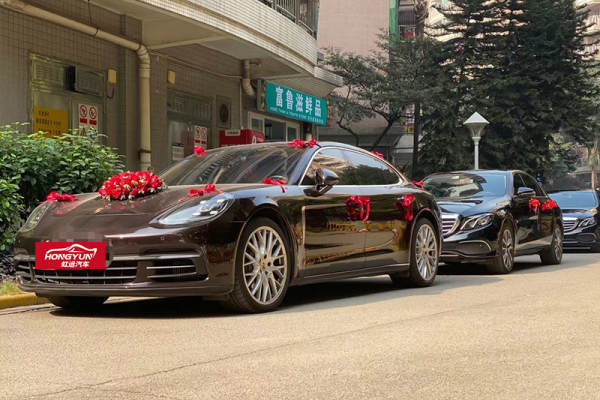 保时捷帕拉梅拉车队