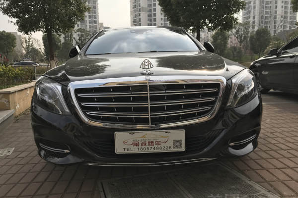 奔驰迈巴赫S+奥迪A6L车队