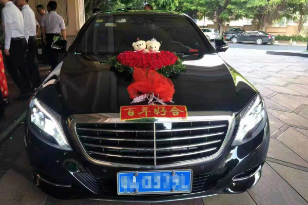 奔驰S级车队