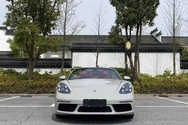 保时捷718车队