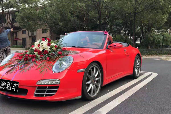 保时捷911+奔驰C级车队