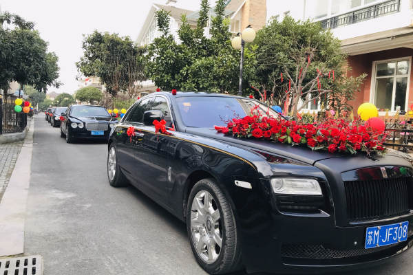 劳斯莱斯古思特车队