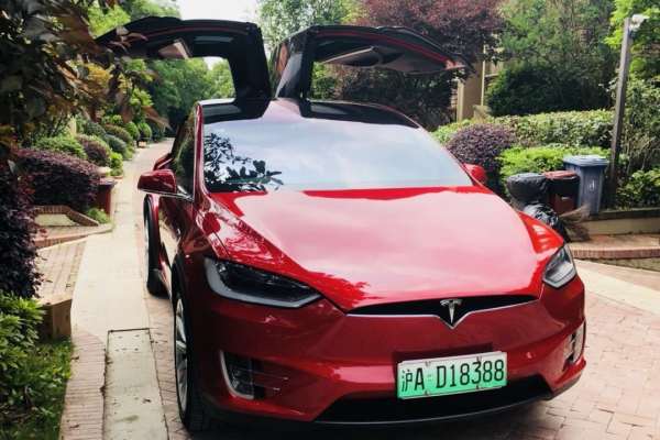 特斯拉MODELX车队