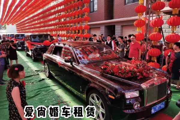 劳斯莱斯幻影+奔驰大G车队