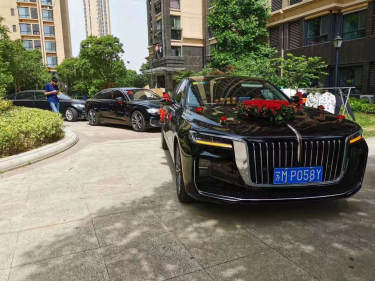 红旗奥迪A6L+奥迪A6L车队