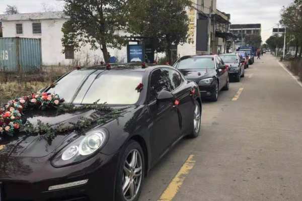 保时捷帕拉梅拉+宝马5系车队
