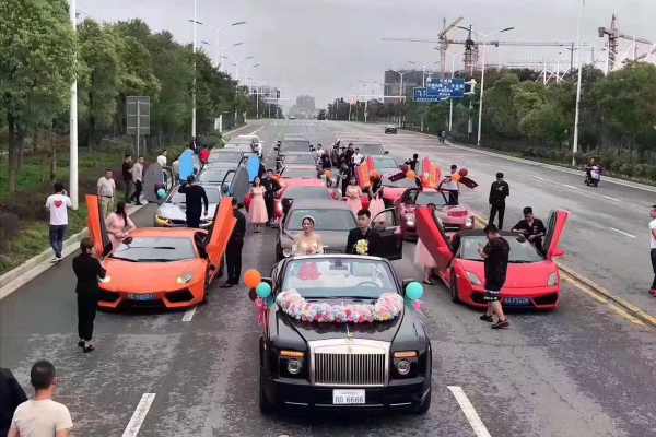 兰博基尼Huracan+法拉利CaliforniaT车队