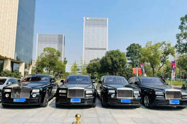 劳斯莱斯幻影车队