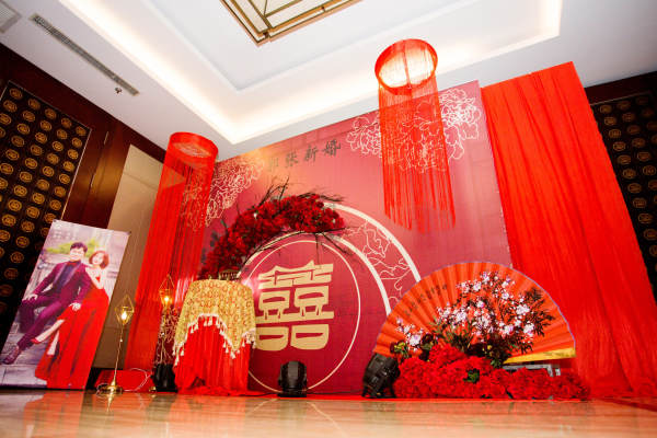 《囍》