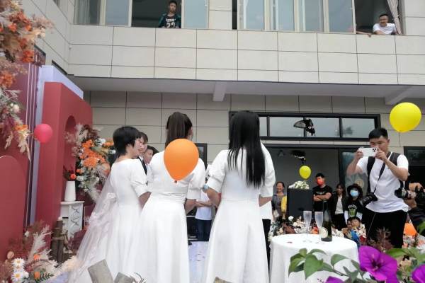 你若芬芳，蝴蝶自来，超美超甜蜜的现场