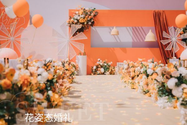 我说这是一组好看的白橙色婚礼现场图应该不过分吧？😬