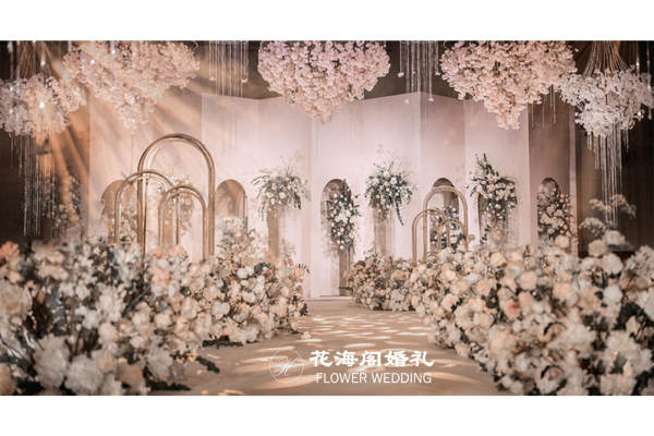 香格里拉豪华定制含主持摄像摄影跟妆