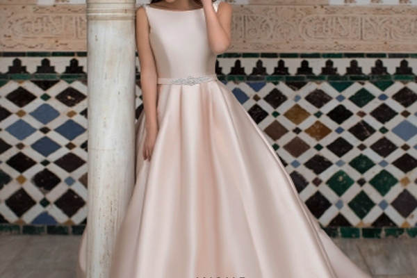 【AngelWeddingDress安琪拉奢品荟】9800元套系