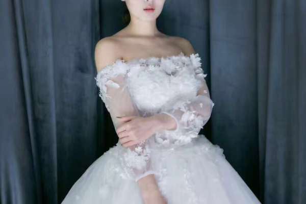 【摩登Miss.Li婚尚】2880元套系