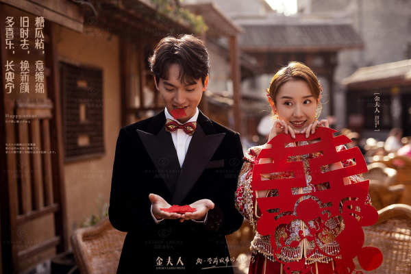 成都老茶馆的纪实派中式婚照