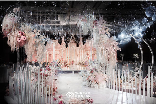 《Sparkling》室内梦幻白粉色婚礼
