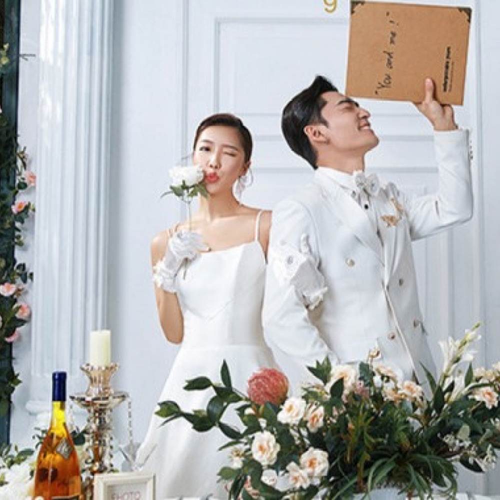 ATT时尚婚纱摄影