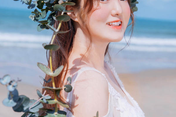 《热销爆款》婚纱照 来店咨询免费接送