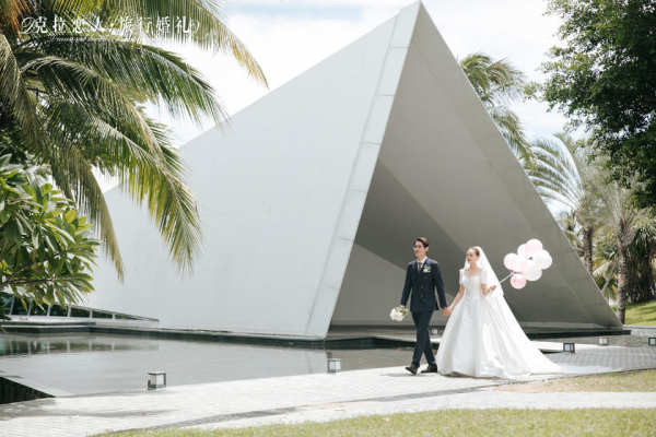 三亚清水湾莱佛士婚礼堂婚礼实例