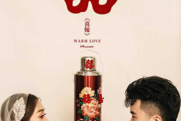 《热销爆款》婚纱照 来店咨询免费接送
