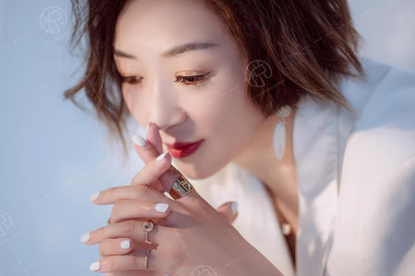 【悦摄影】Ms.江