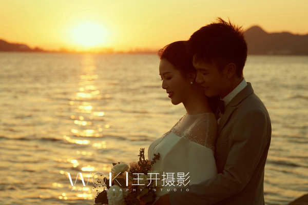 #王开摄影# 【唯美湖景夕阳】婚纱照