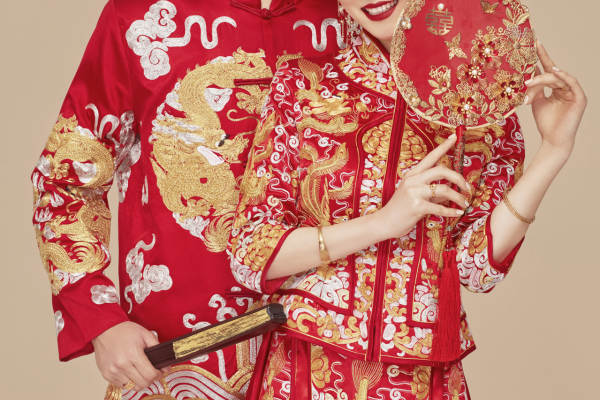 《限时抢购》婚纱照 送全新婚纱一套 婚纱摄影