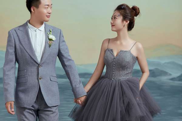 那片海的浪不会停，我对你的爱也是